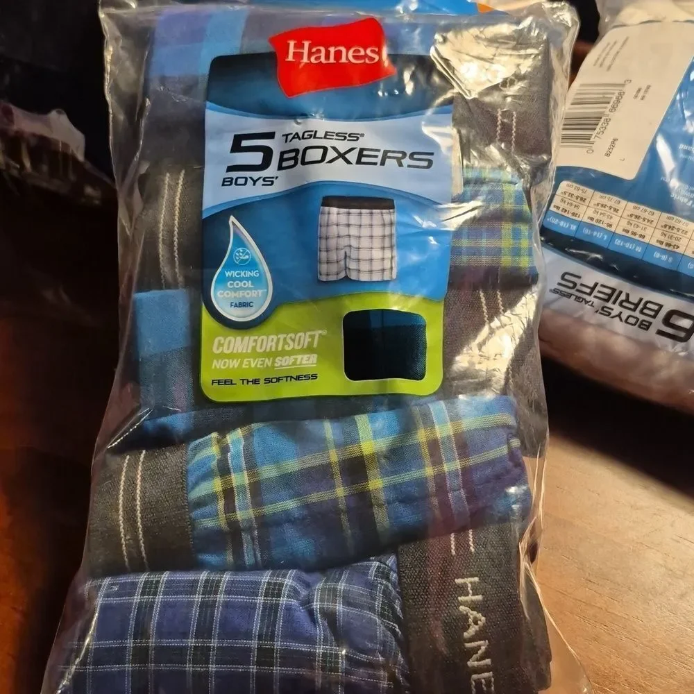 Hanes Boys Medium Underwear, 5 Pack Woven Boxers - New